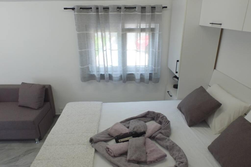 Apartment In Park Forest Soline Near The Sea Pjescana Uvala Ngoại thất bức ảnh